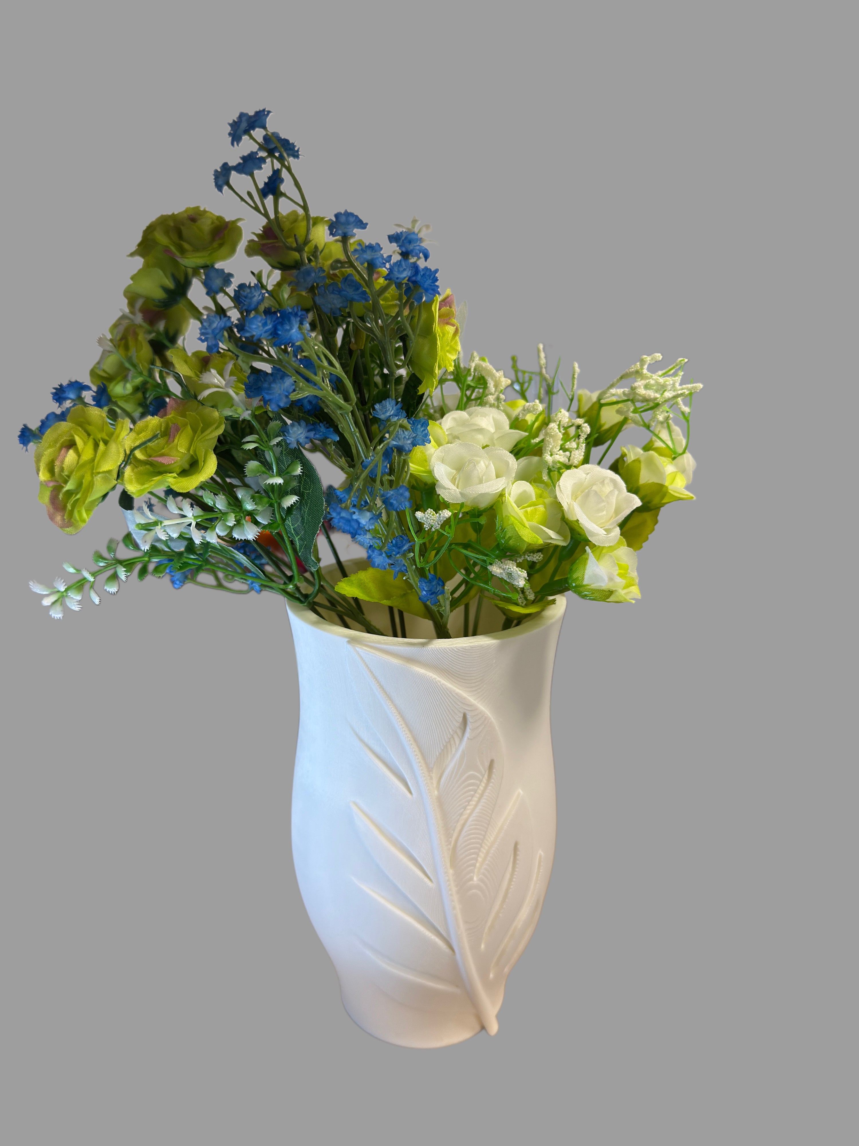 White Marble 3D Printed Vase – Elegant Leaf Design