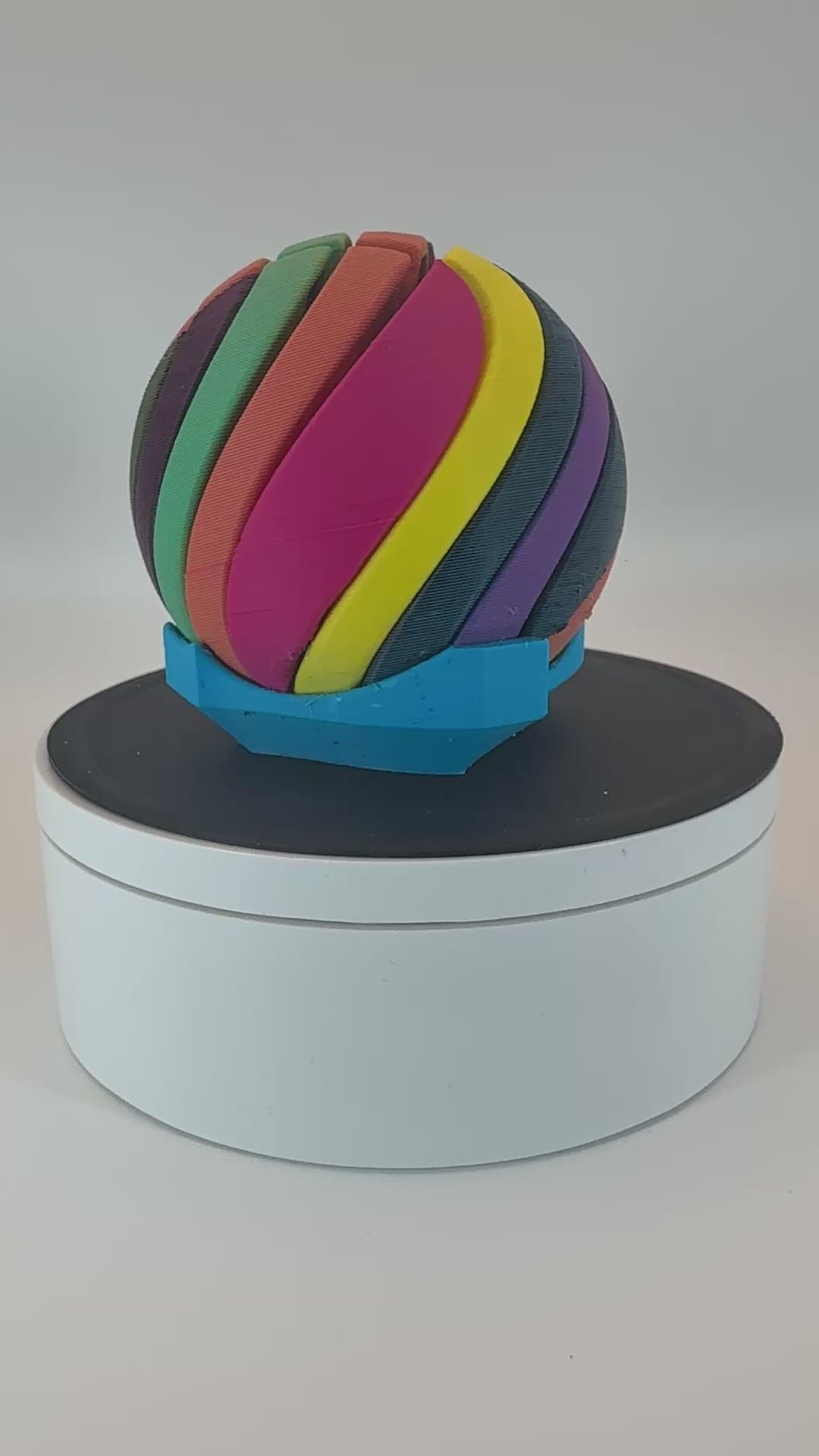 Fidget Slime Ball – Fully Articulated SEN Ball with Stand